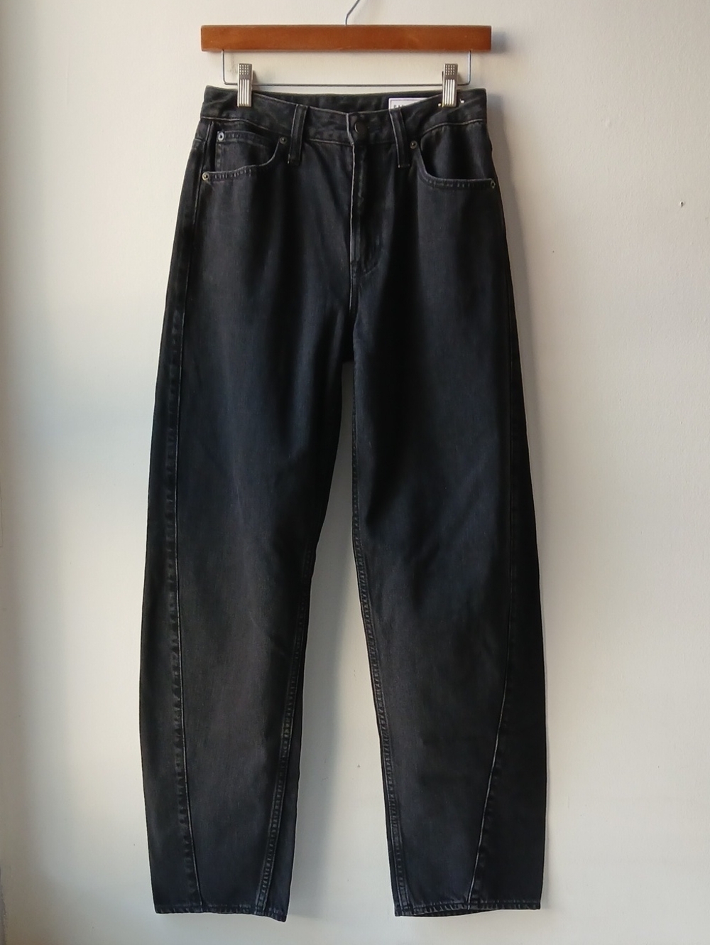Gap Curvy High Rise Barrel Jeans Washed Black Women's 26 Long